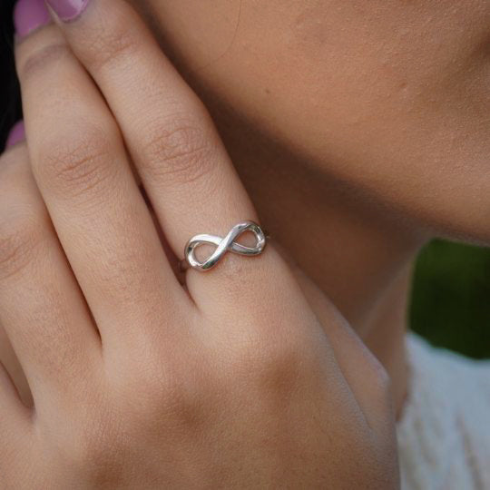 925 Sterling Silver Minimalist Infinity Knot Rings for Women