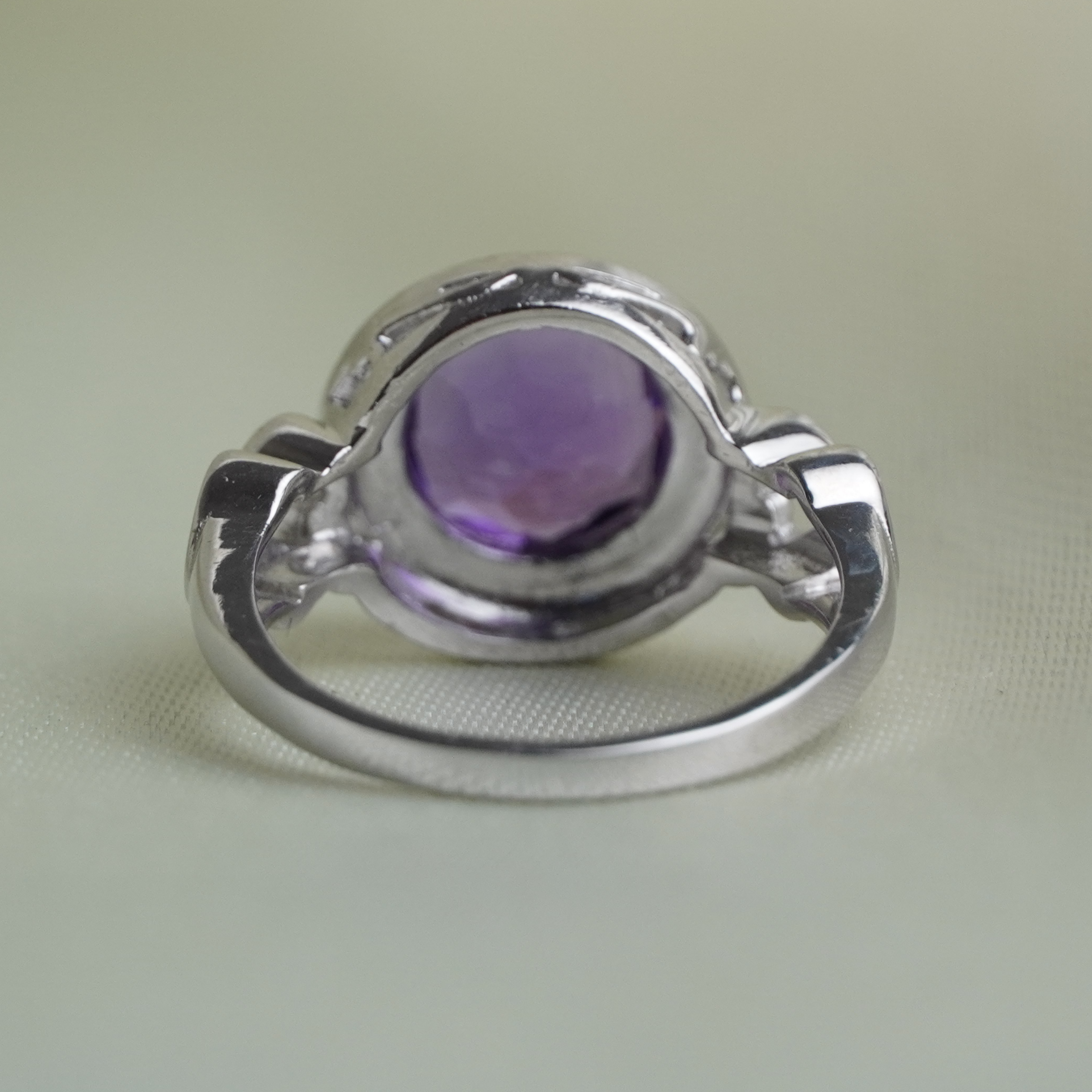 Sterling Silver Minimalist Heart Design Amethyst Ring for Women
