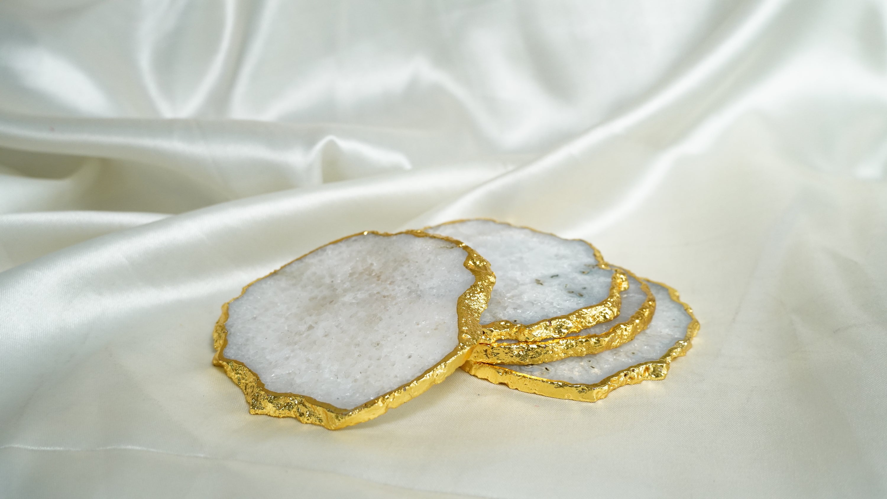 Brunei BIBELOT Agate Handcrafted Luxury Gold Plated Coaster (Natural, Marble White)